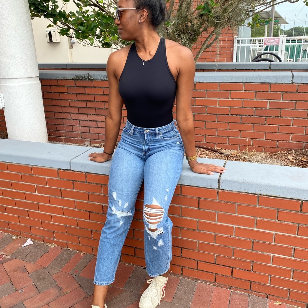 *ONE LEFT!* Daylen High Rise Distressed Boyfriend Jean - Picture 12 of 12